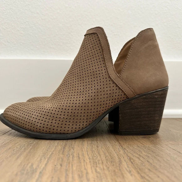 Steve Madden Women Booties‎ Size 10 - Picture 3 of 7
